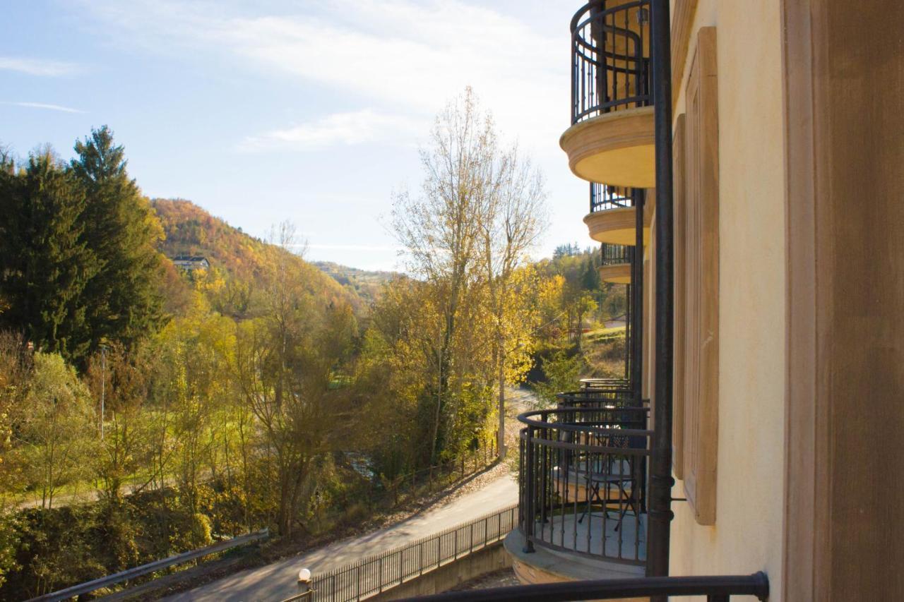 Hotel Valentino Acqui Terme Exterior photo