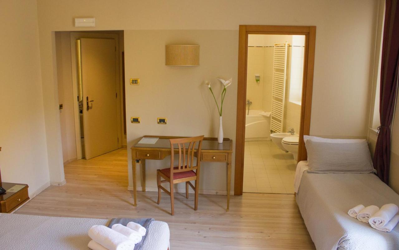 Hotel Valentino Acqui Terme Exterior photo