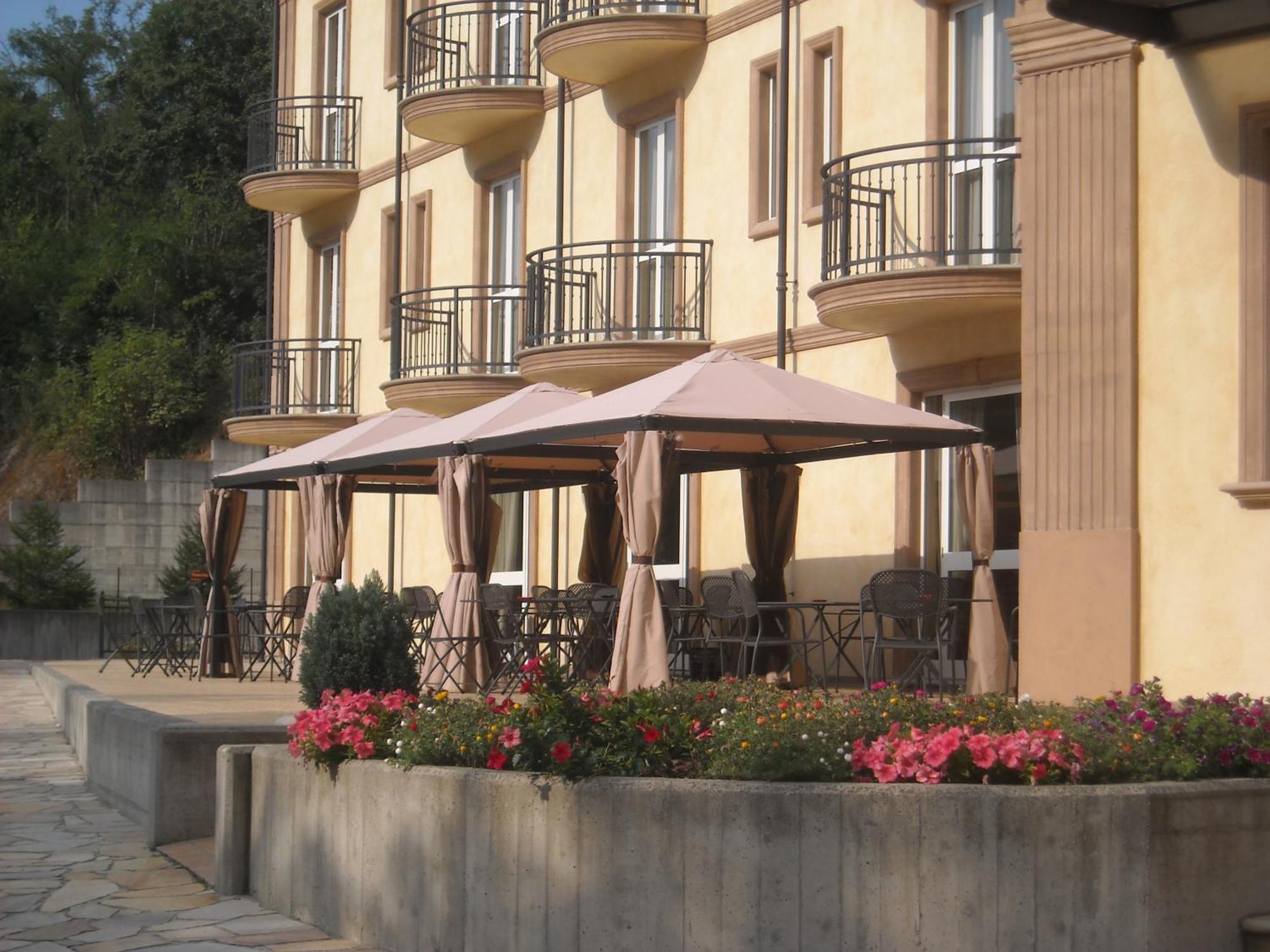 Hotel Valentino Acqui Terme Exterior photo